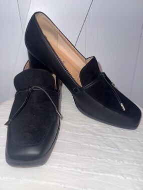 Preloved Journee Collection Black Suede Loafers